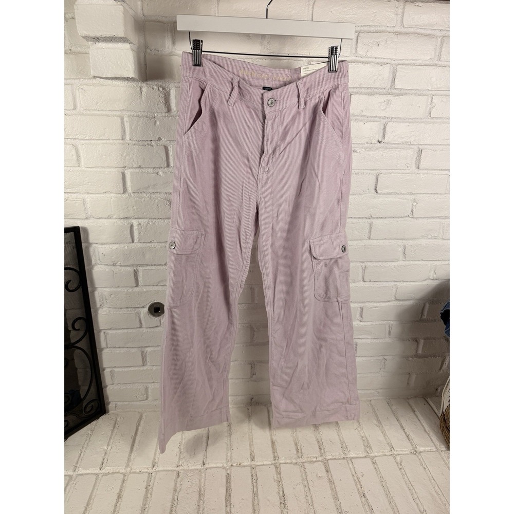 American Eagle Womens 4 Short Pink Corduroy Cargo Pants Super High Rise Baggy